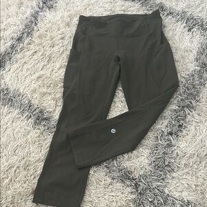 Lululemon Olive Green Athletic Leggings with Side Pockets